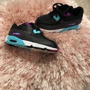 Nine air max  used condition but like new